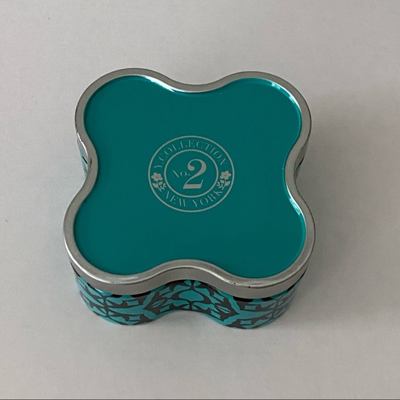 Yankee Candle Y Collection Penelope Tin Candle NEW - Picture 3 of 12